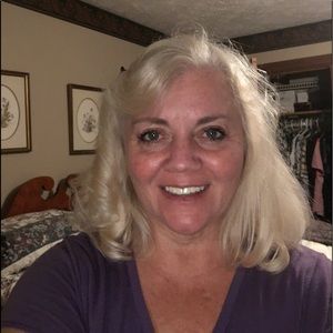 Meet your Posher, Connie